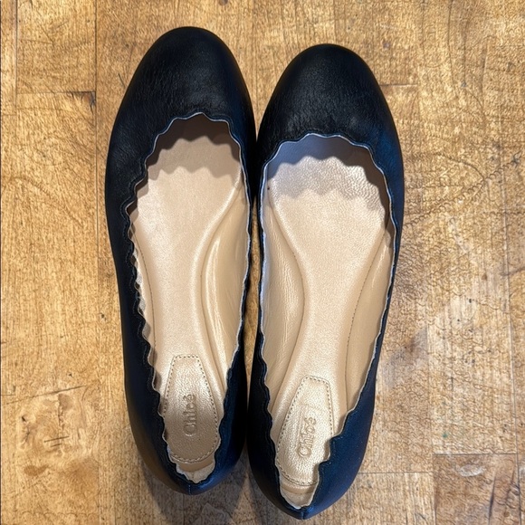 Chloe Black Flats - Picture 3 of 4